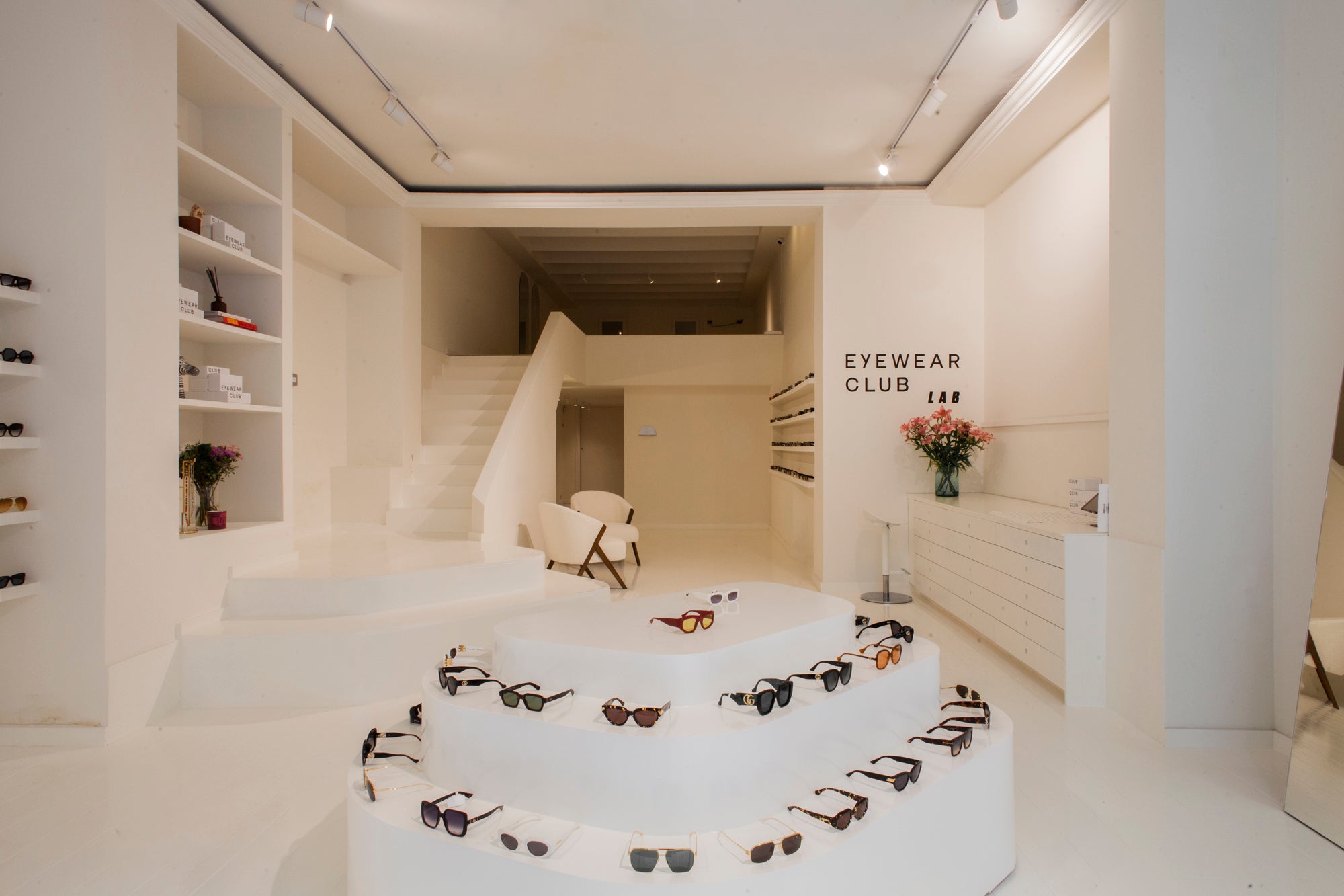 Imagen desktop de EYEWEAR CLUB LAB