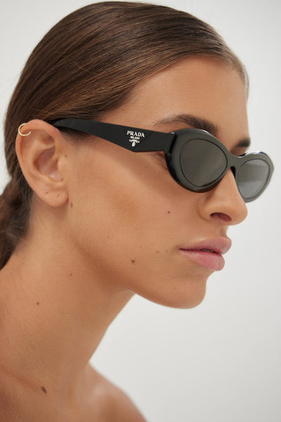 小物 PRADA oval l sunglasses black Prada Catwalk Oval Non-Polarized Sunglasses - Black/Dark