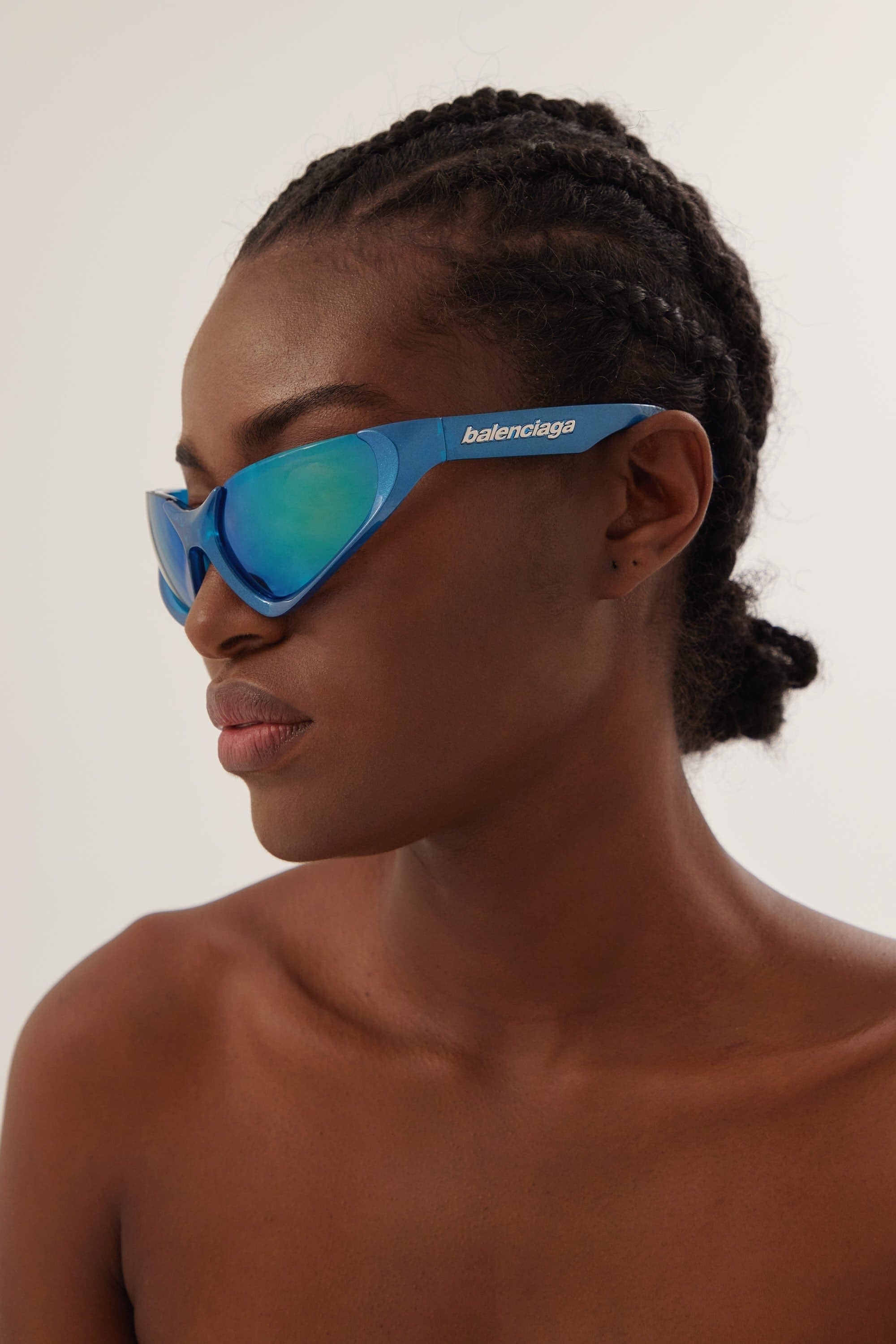 サングラス BALENCIAGA Woman Sunglasses Blue BB0202S 003 Balenciaga BB0202S 003 G788 Mirrored Sunglasses Women Blue